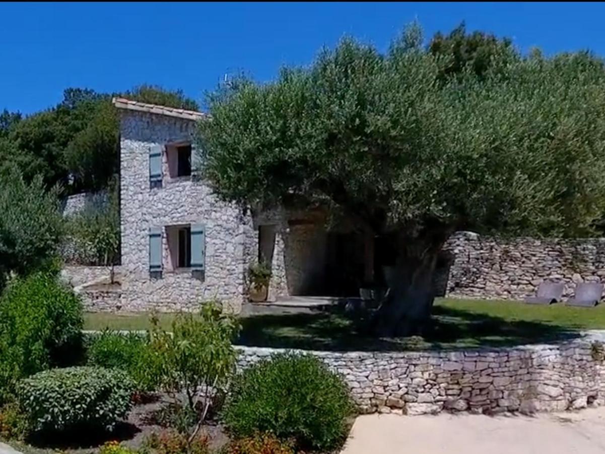 Villa Sanchez Bonifacio  Exterior foto