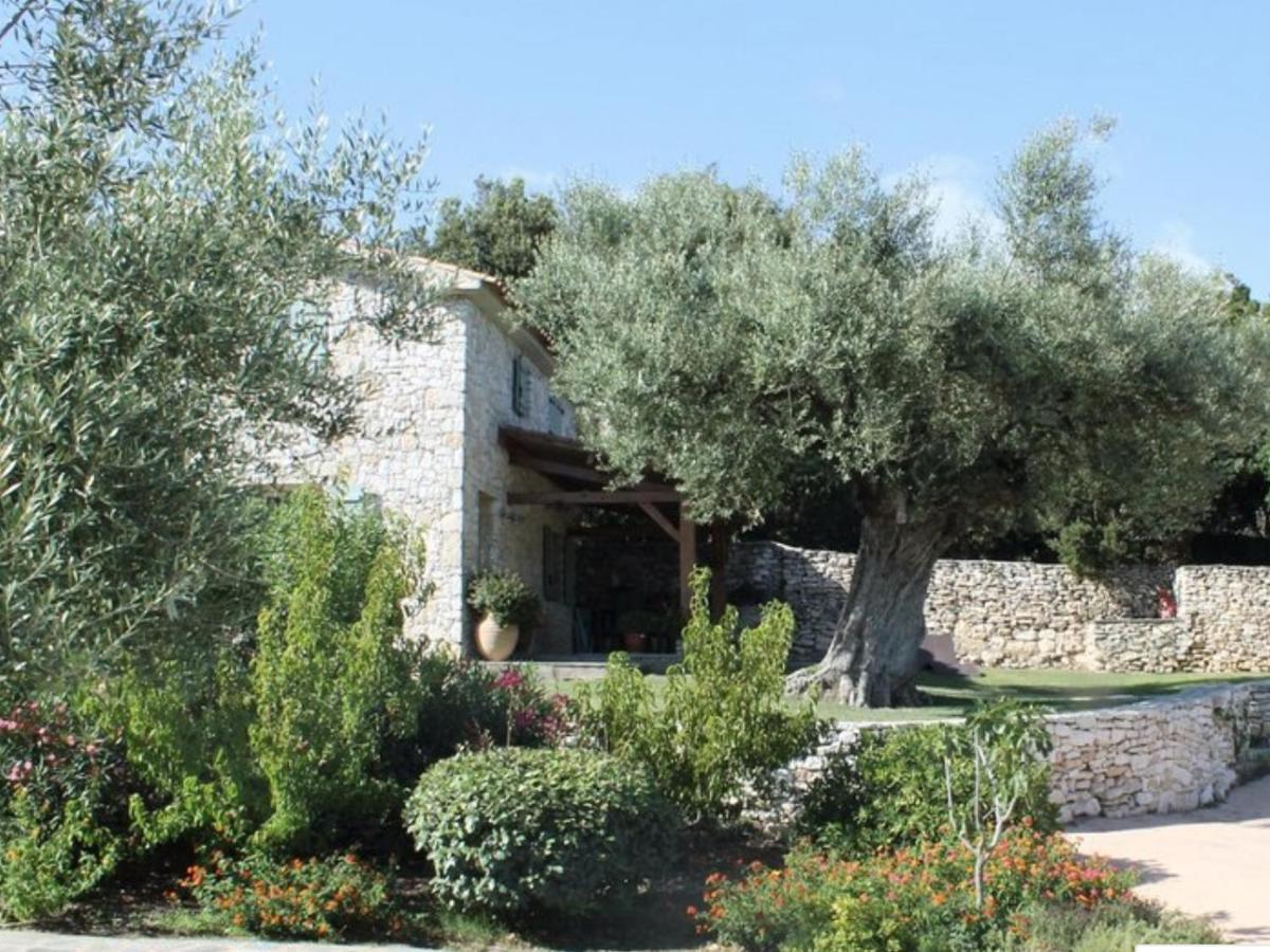 Villa Sanchez Bonifacio  Exterior foto