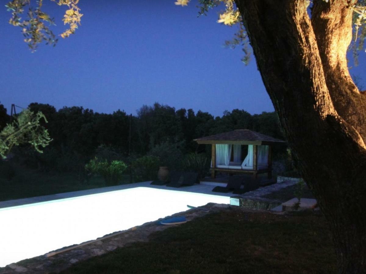 Villa Sanchez Bonifacio  Exterior foto